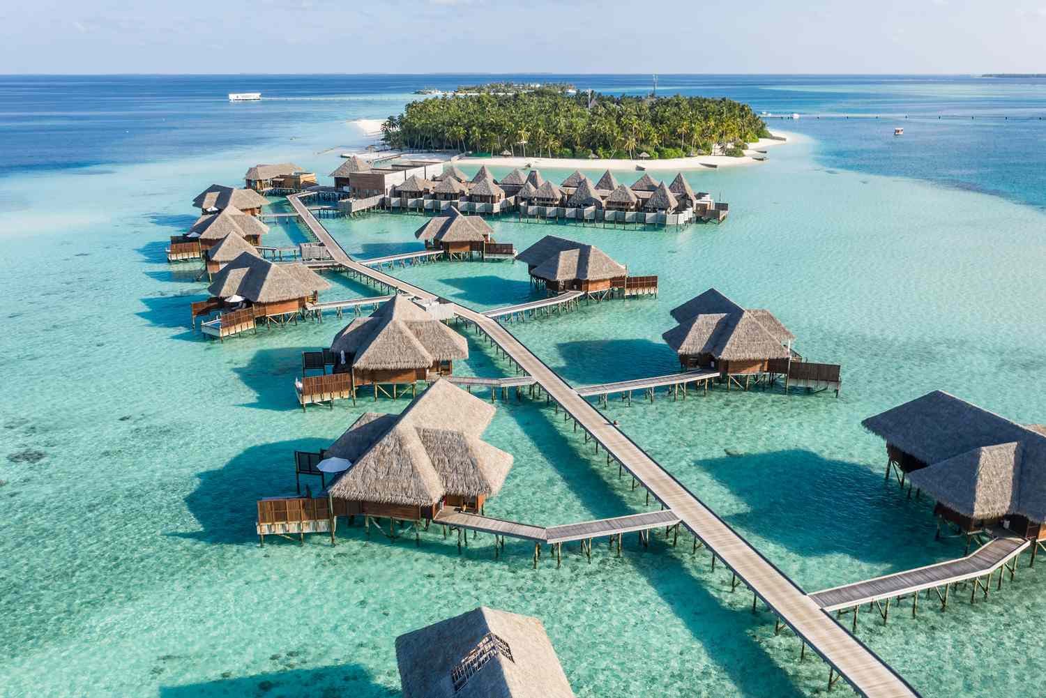 Discover the Maldives