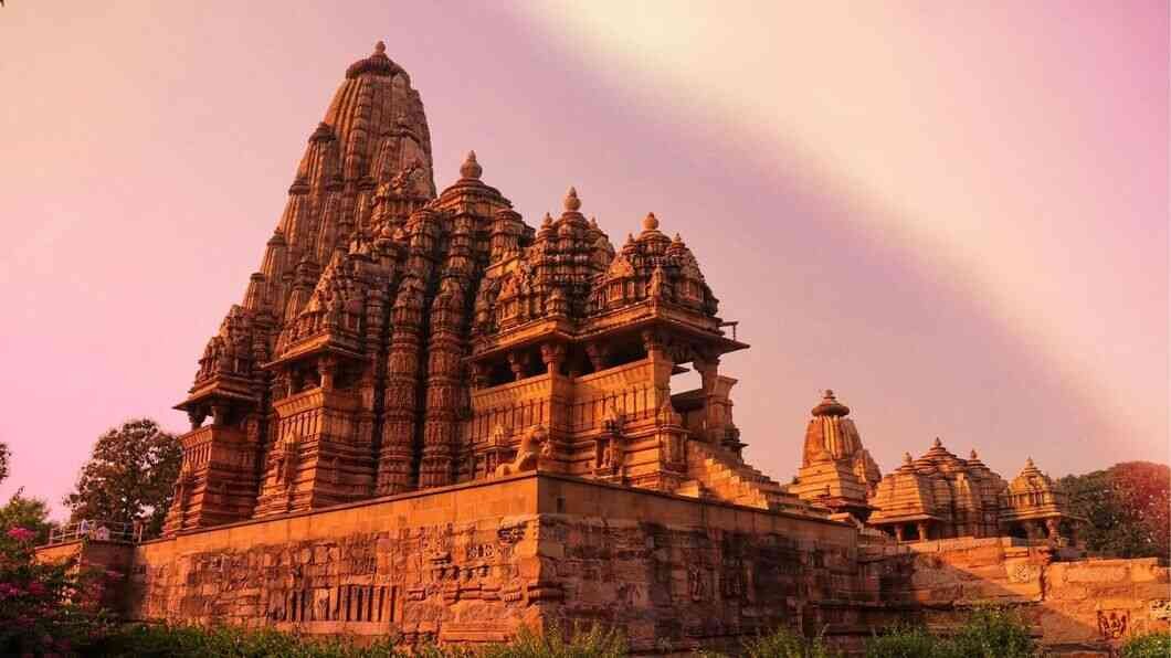Top 5 Tourist Places in Madhya Pradesh