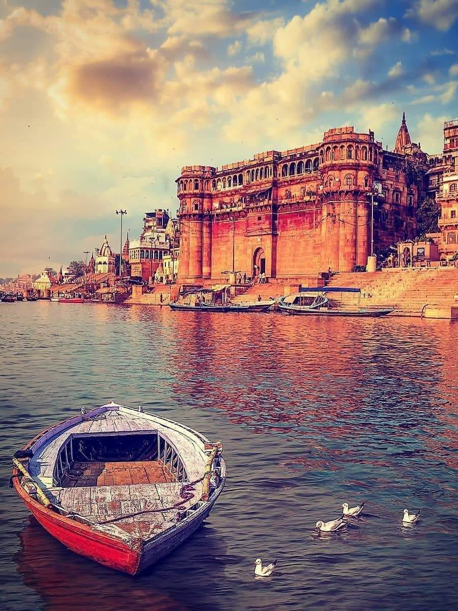 Shree Purushottam Dharamshala Varanasi 