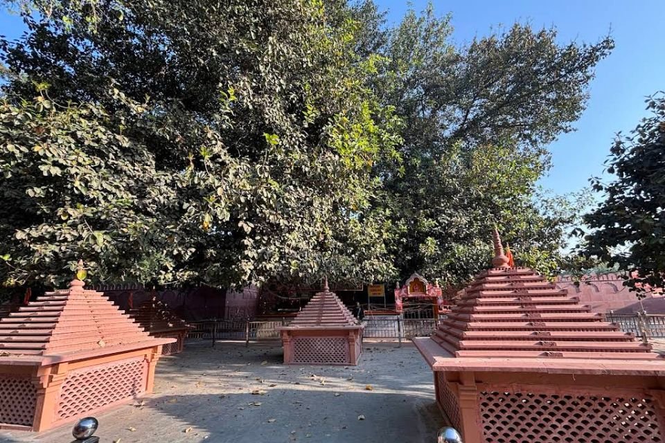 Akshayavat Temple 