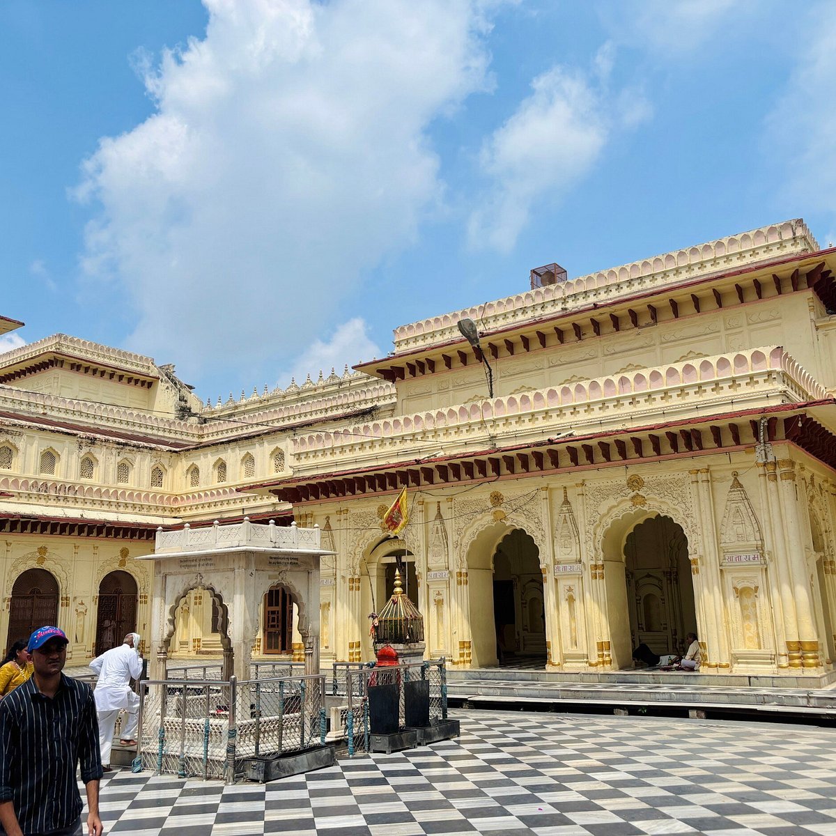 Kanak Bhawan